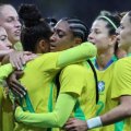 Seleção feminina encara os Estados Unidos neste sábado