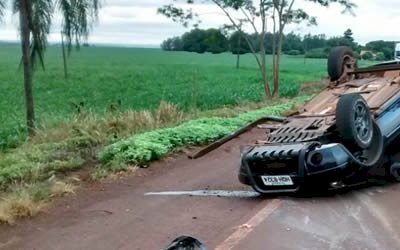 Motorista de caminhão fica preso as ferragens após colisão na MS-376