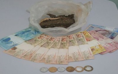 Ex-presidiário, morador na cidade de Deodápolis é preso com droga e R$ 500 em Fátima do Sul