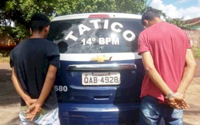 FÁTIMA DO SUL: Força Tática prende homem por corrupção de menor e portar drogas e apreende adolescente