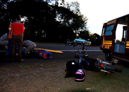 Homem fica ferido ao sofrer queda de moto na MS-376 na divisa entre Vicentina e Fátima do Sul