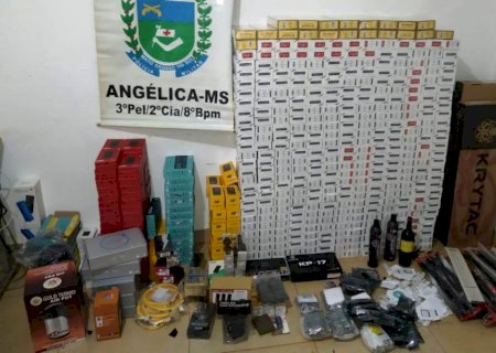 ANGÉLICA: Polícia Militar apreende mercadorias avaliadas em mais de R$ 50 mil reais contrabandeadas do Paraguai