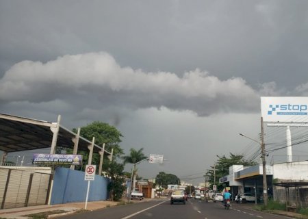 Tempo segue instável com possibilidades de chuva forte nesta quinta em MS