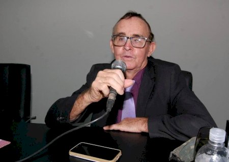 ANGÉLICA: Vereador solicita calçadas novas no posto de saúde municipal