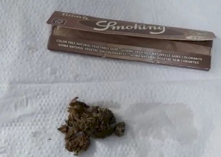 FÁTIMA DO SUL: Polícia Militar conduz dois indivíduos por porte de drogas