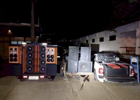 PMA de Batayporã autuam proprietário em R$ 5 mil por poluição sonora e apreendem aparelhagens de som