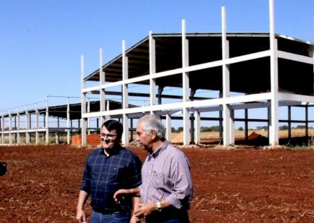 Investimentos em Vicentina e Angélica favorecem criação de empregos, inserção social, escoamento da safra e incentivo ao esporte