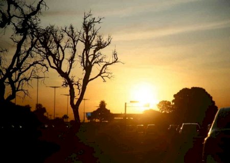 Semana começa com calor e alerta para tempo seco em MS