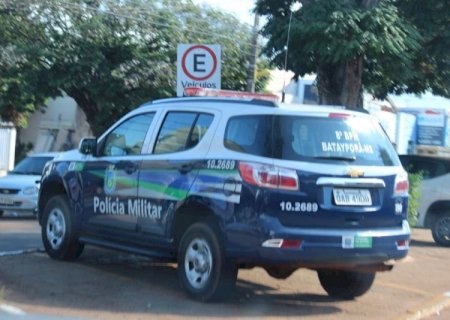 PM é acionada no Fórum e prende homem com mandado de prisão em Batayporã