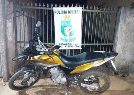 Polícia Militar conduz jovem para a delegacia por adulteração de veículo em Batayporã