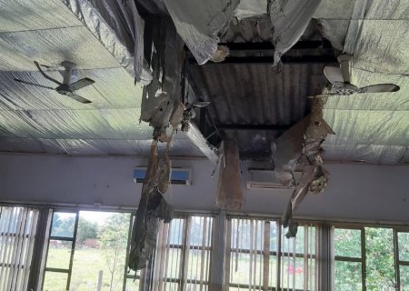 Curto-circuito causa princípio de incêndio em restaurante em Batayporã
