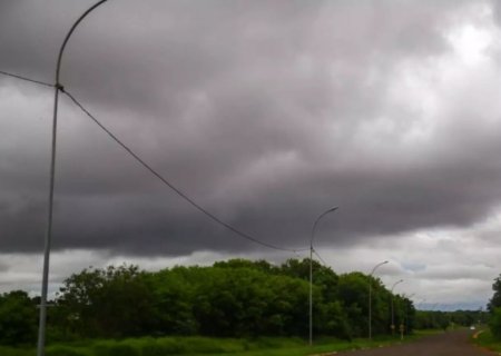 Previsão indica pancadas de chuva e rajadas de vento nesta terça-feira em MS