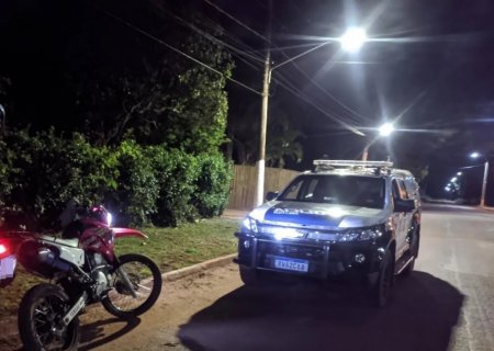 ANGÉLICA: Polícia Militar conduz jovem para a delegacia pela prática de direção perigosa