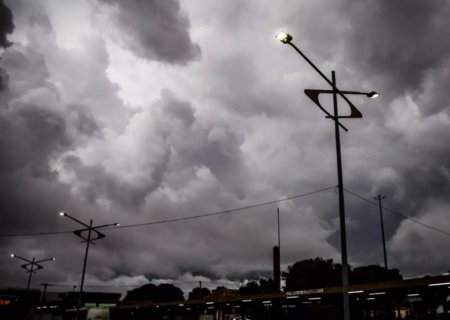 Fevereiro começa com dia chuvoso e queda nas temperaturas em MS