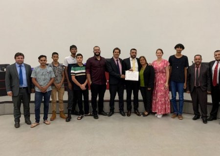 Vereador Emilio Milhorança realiza Moção de Aplausos e Congratulação ao Maestro Gean Euzébio