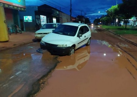 ANGÉLICA: “Parabéns prefeito pela desgraça que você está fazendo na cidade”, destacou internauta em publicação no facebook