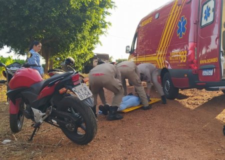 Motociclista fica ferida em acidente na BR-376, em Fátima do Sul na saída para Vicentina