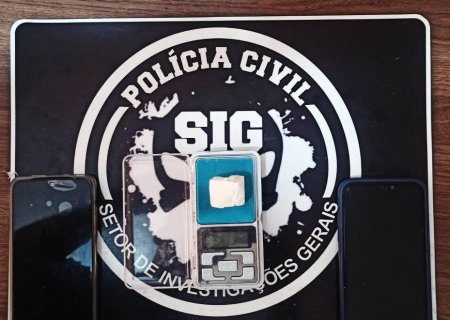 FÁTIMA DO SUL: Polícia Civil prende uma mulher e apreende um adolescente por tráfico de drogas
