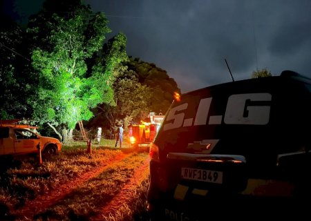NOVA ANDRADINA: Homem morre eletrocutado ao podar árvore na região do bairro Laranjal