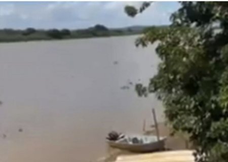 Mulher morre ao ser atingida por raio enquanto pescava com família