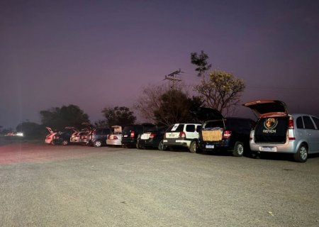 Durante operação conjunta, PCMS e Receita Federal apreendem R$ 1,5mi em veículos e mercadorias contrabandeadas