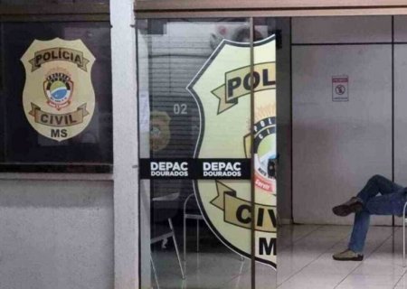 Ladrão rouba sela de cavalo em Dourados e abaixa as calcas na frente da Guarda