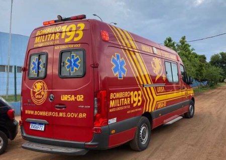 Bebê de 1 ano é salvo por vizinhos em MS após se afogar em balde
