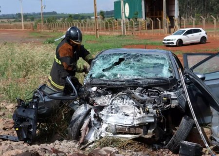 Tentativa de ultrapassagem teria causado acidente com seis vítimas na BR-060 em MS
