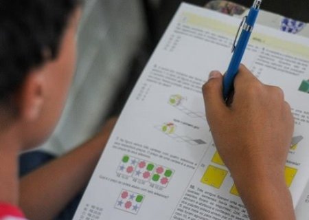Obmep 2024: mais de 900 mil alunos fazem prova da 2ª fase neste sábado