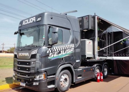 Carreta da Saúde segue atendendo em Dourados até a quinta-feira