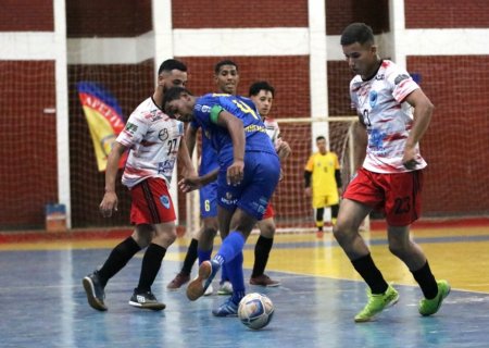 IVINHEMA: Com show de gols, Campeonato Municipal de Futsal continua a todo vapor