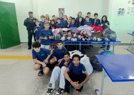 NOVO HORIZONTE DO SUL: Polícia Militar e Órgãos Públicos promovem campanha solidária e arrecadam mais de 500 peças de roupas