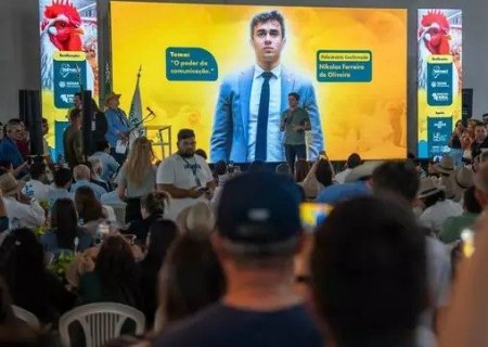 Com participação de Bolsonaro, Nikolas Ferreira fala de comunicação em MS