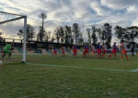 Naviraiense e Santo Ant&ocirc;nio garantem vaga na semifinal do Estadual Sub-20