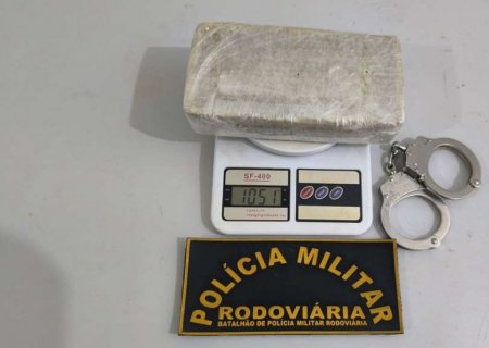 ANGÉLICA: Passageira de van é presa com pasta base de cocaína