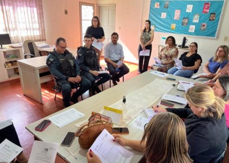 ANGÉLICA: Polícia Militar e Secretaria de Educação definem ações contra cigarros eletrônicos e infrações nas escolas