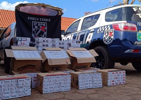 BATAYPORÃ: Força Tática apreende veículo carregado com cigarros contrabandeados