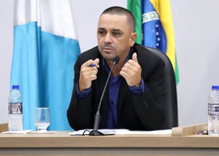 Vagner Polícia apresenta Moção de Aplausos a policiais militares e pede projeto bilíngue nas escolas