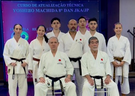 IVINHEMA: Atletas conquistam Faixa Preta em curso com o renomado Sensei Yoshizo Machida