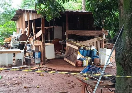 Homem é encontrado morto com sinais de violência dentro de barraco