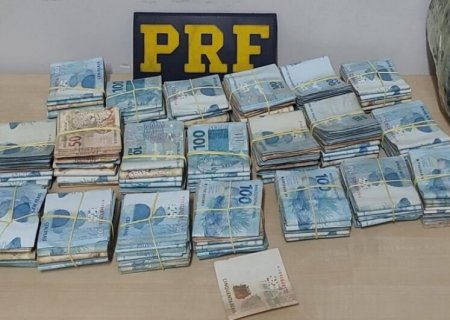 Polícia apreende mais de R$ 200 mil em espécie sem declaração