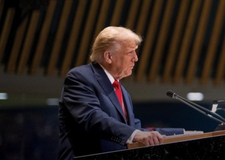 Trump confirma 1º ataque dos EUA ao território da Venezuela