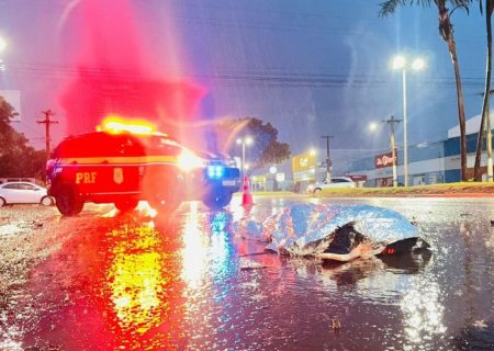 Acidente envolvendo motocicleta e veículo mata comerciante