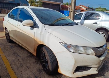 Mulher compra carro pelo Facebook e acaba detida em rodovia de Dourados