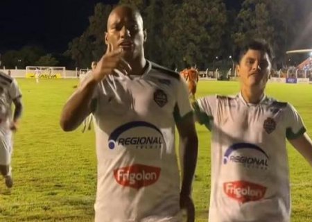 Alex Showco decide, Bataguassu goleia Naviraiense e está na decisão do Estadual