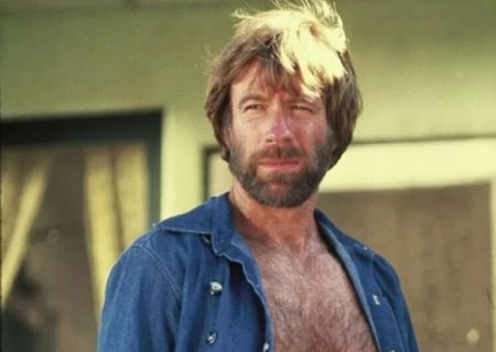 Morre Chuck Norris, aos 86 anos