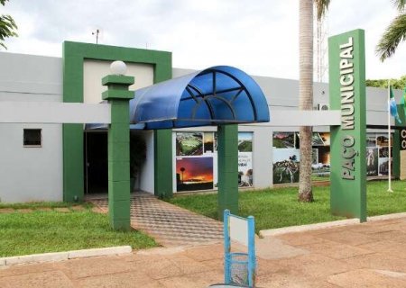 Prefeitura de Naviraí é investigada por pagar salário base abaixo do mínimo
