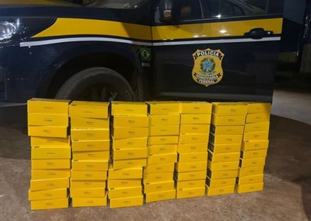 Micro-ônibus é parado pela polícia com carga de celulares sem documentação em MS
