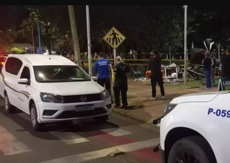 Jovem morre e namorado fica ferido em ataque a tiros