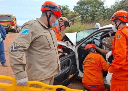 Idoso morre em acidente com carro da Prefeitura na MS-345